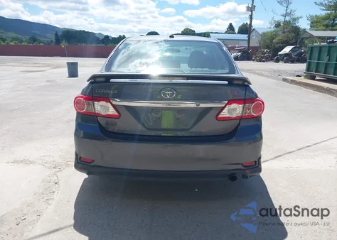 2011 Toyota Corolla S z USA, uszkodzony, nr VIN 2T1BU4EE5BC555477